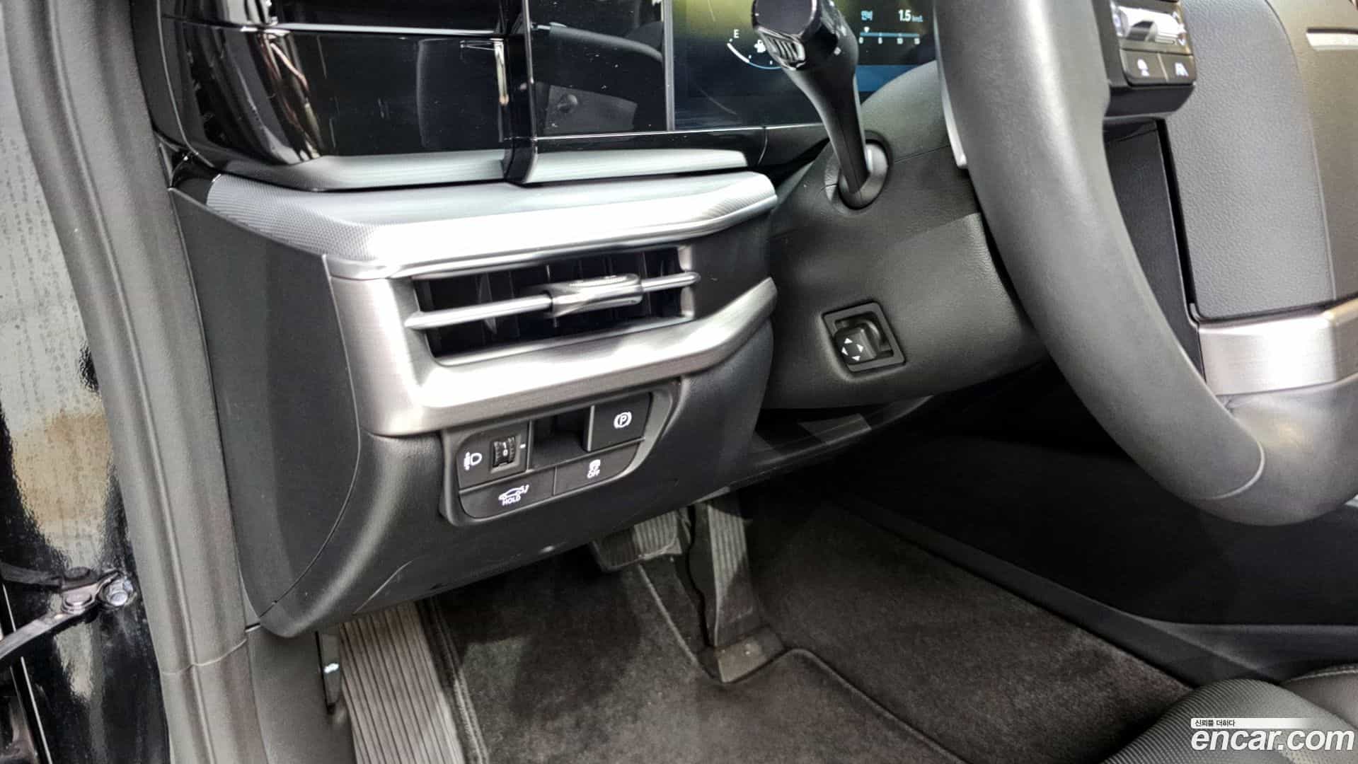 Grandeur Hyundai 2023.1-OPTION-040
