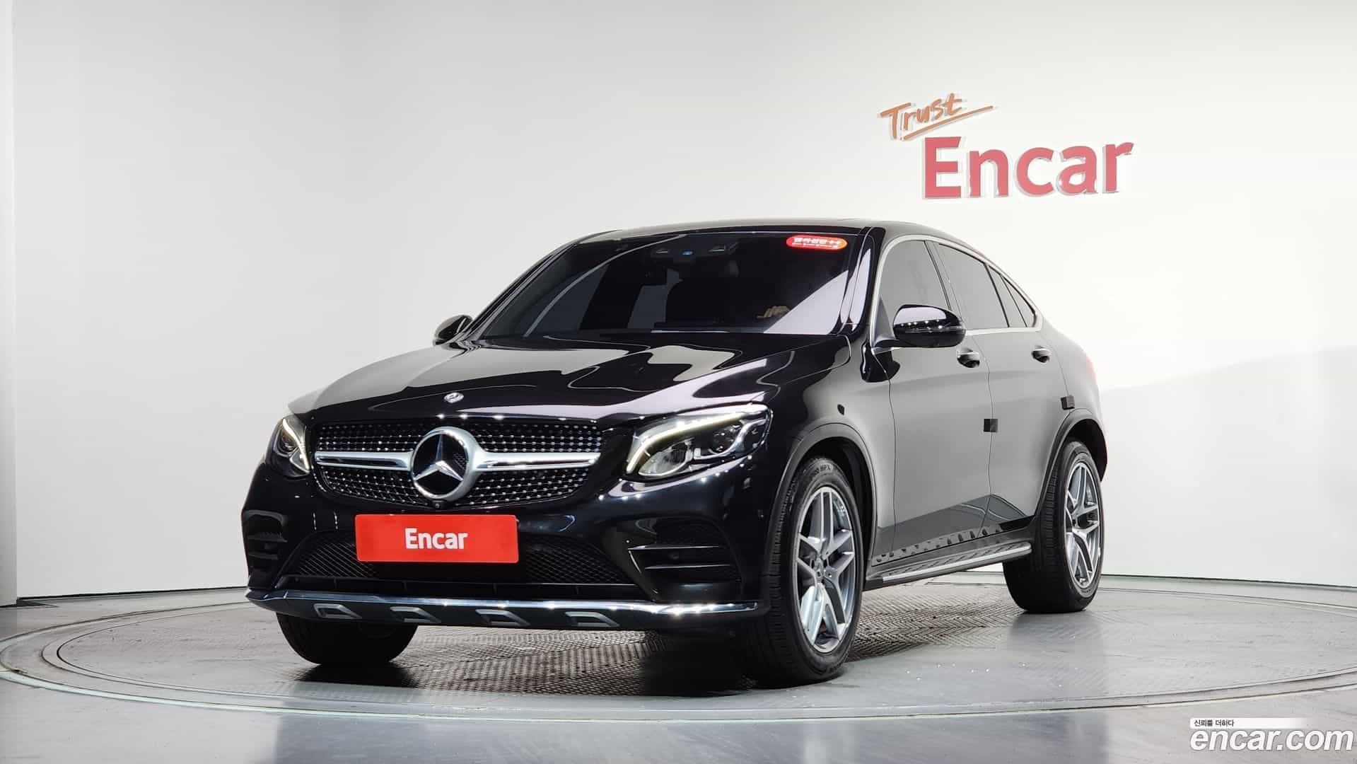 GLC-Class Mercedes-Benz 2018.4-THUMBNAIL-011