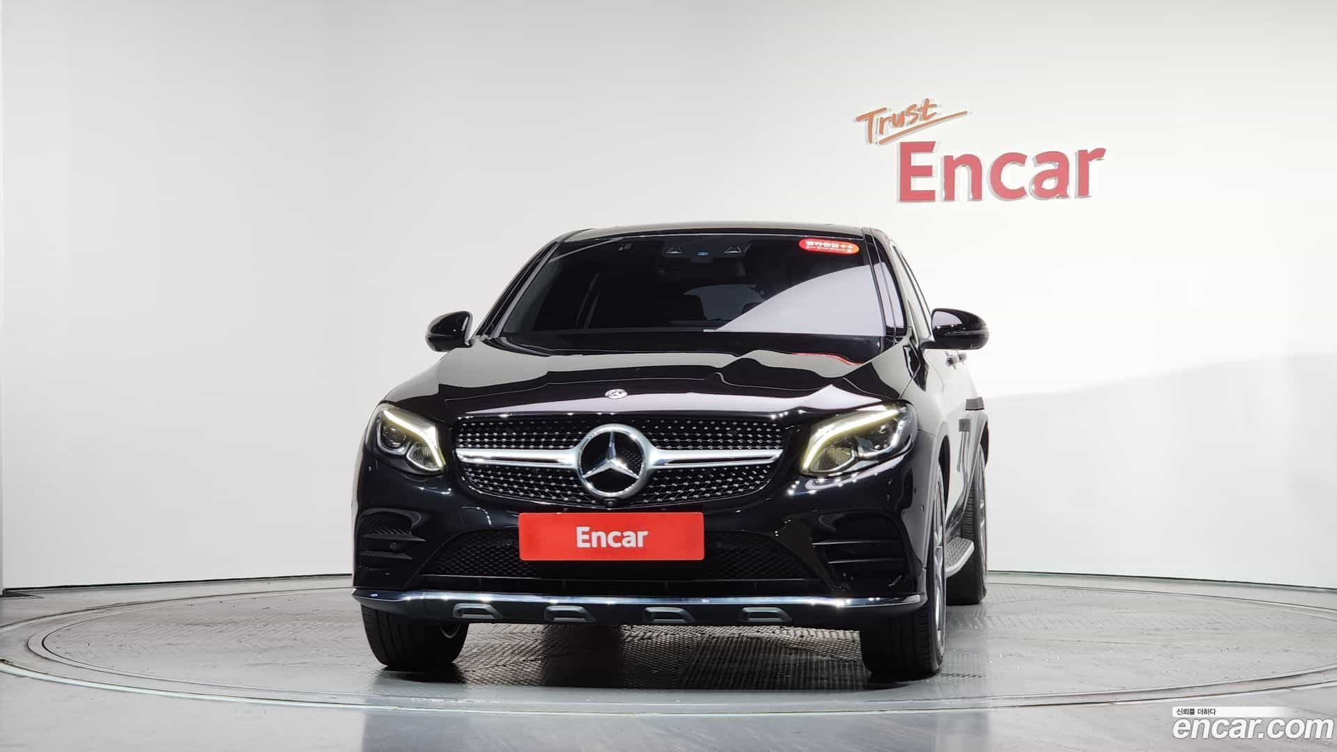 GLC-Class Mercedes-Benz 2018.4-OUTER-003