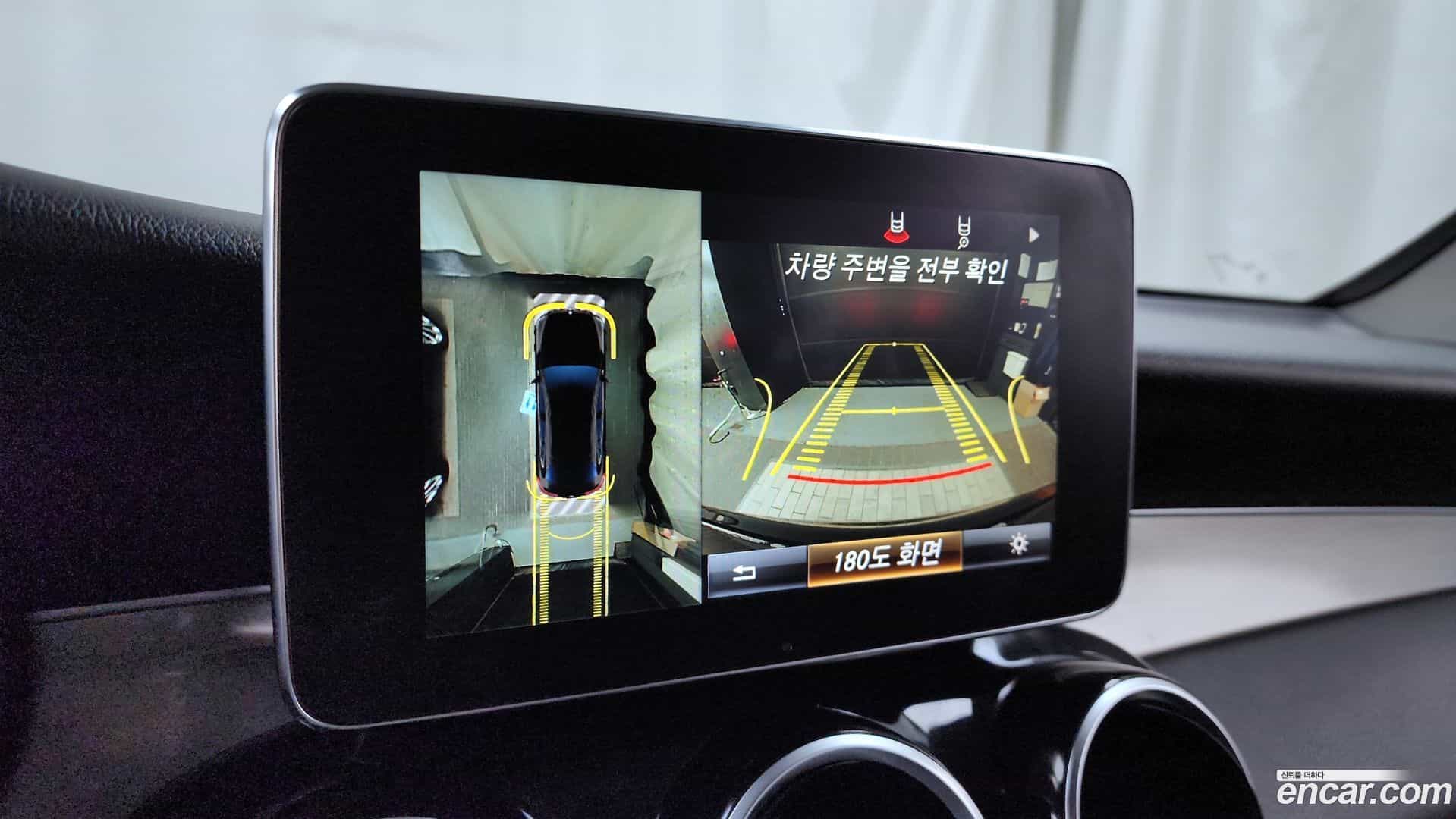 GLC-Class Mercedes-Benz 2018.4-OPTION-019