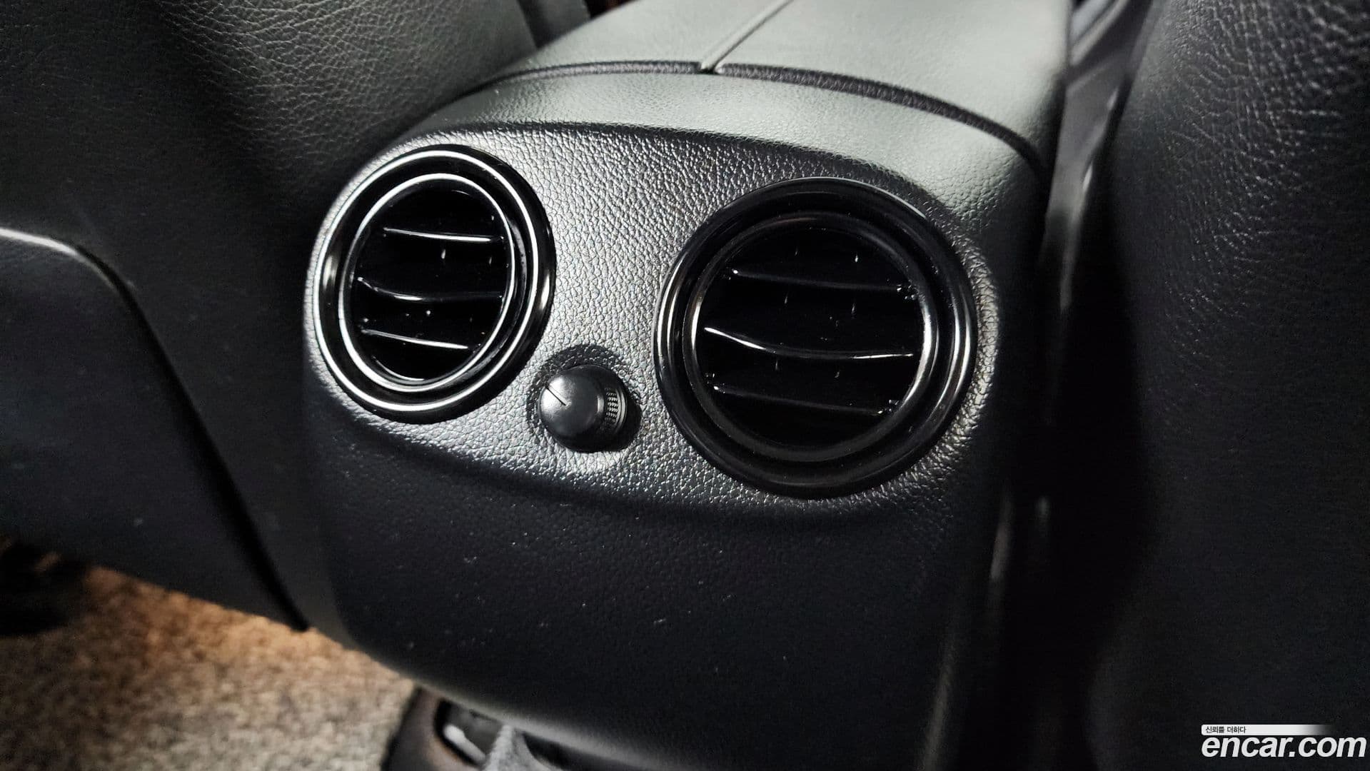 Main__Slider__Photo:GLC-Class Mercedes-Benz 2018.4-19