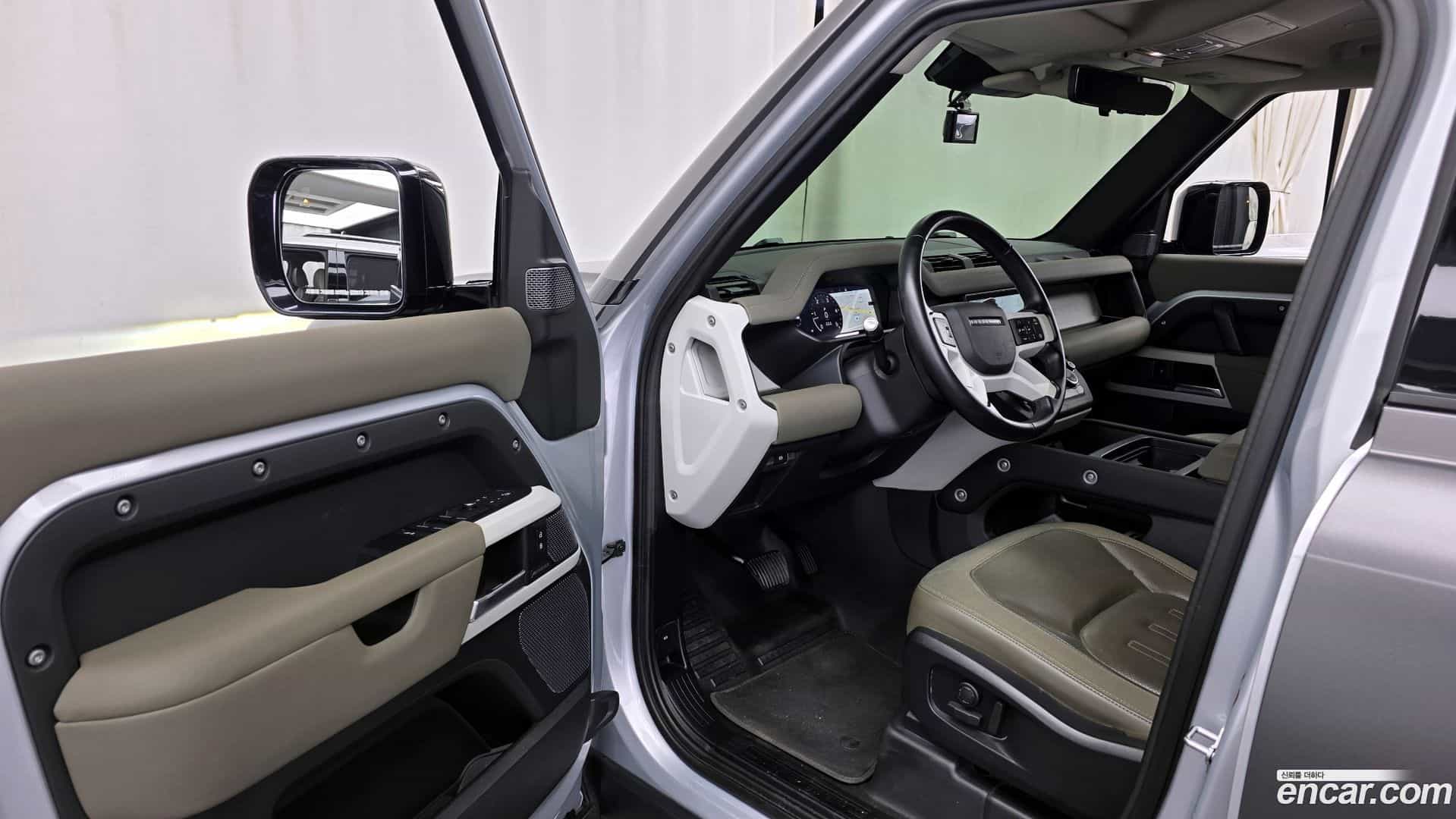 Defender Land Rover 2020.10-INNER-010