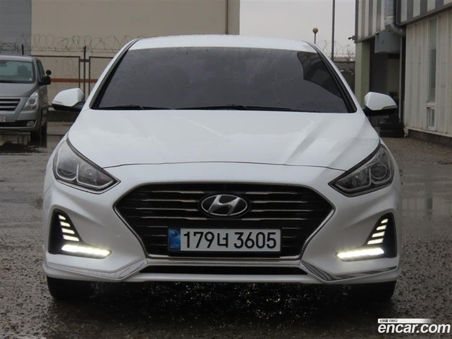 Main__Slider__Photo:Sonata Hyundai 2018.9-0