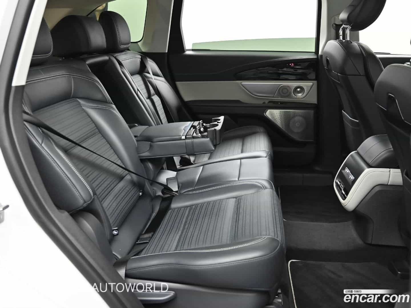 Nautilus Lincoln 2023.11-OPTION-016