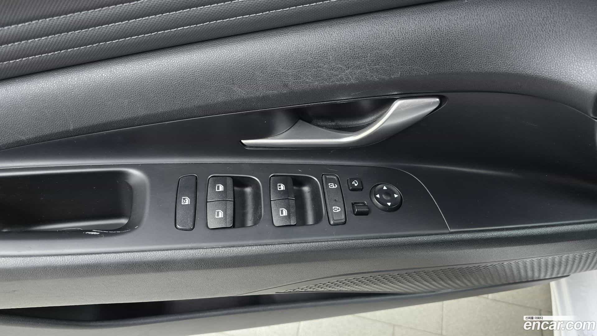 AVANTE Hyundai 2021.3-OPTION-022