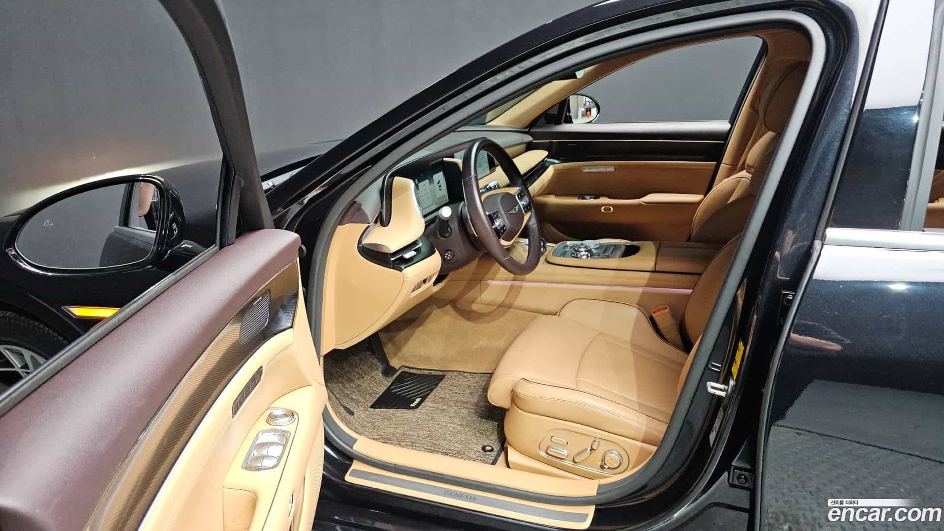 G90 Genesis 2022.11-INNER-010