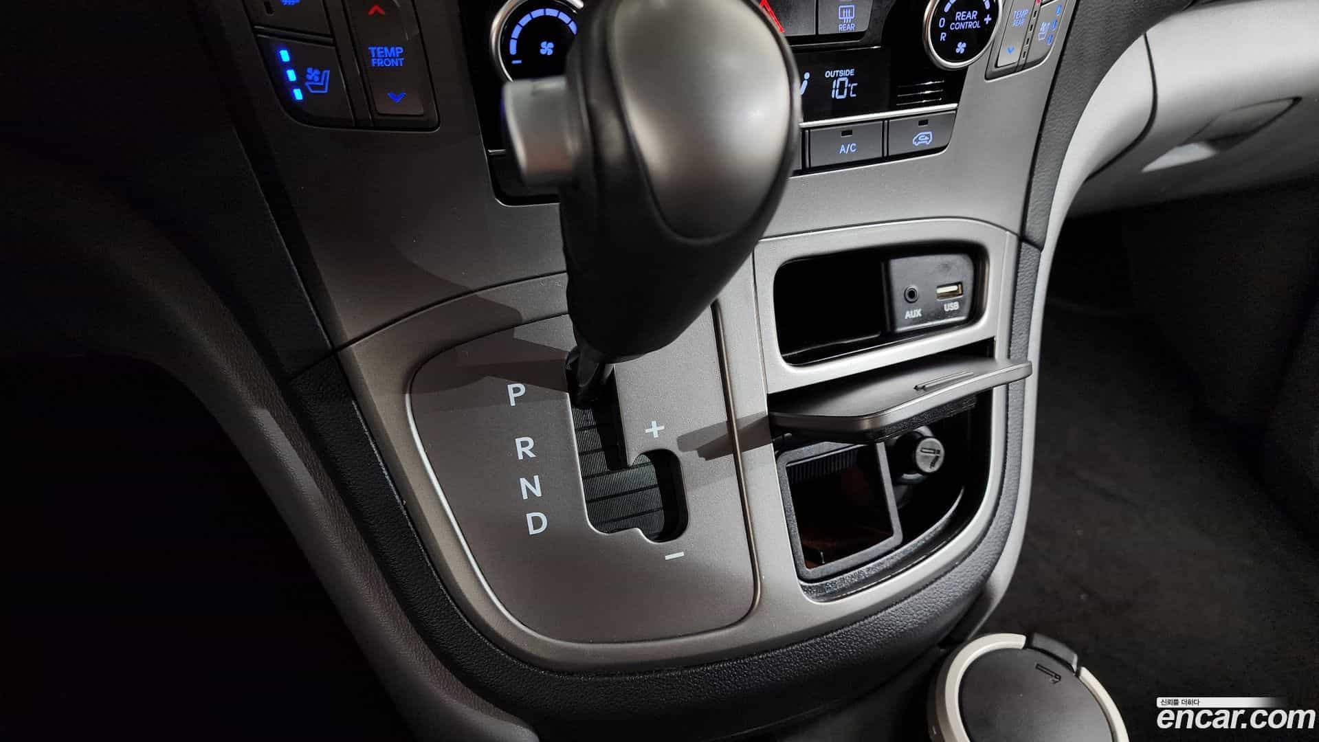 Starex Hyundai 2019.7-INNER-009
