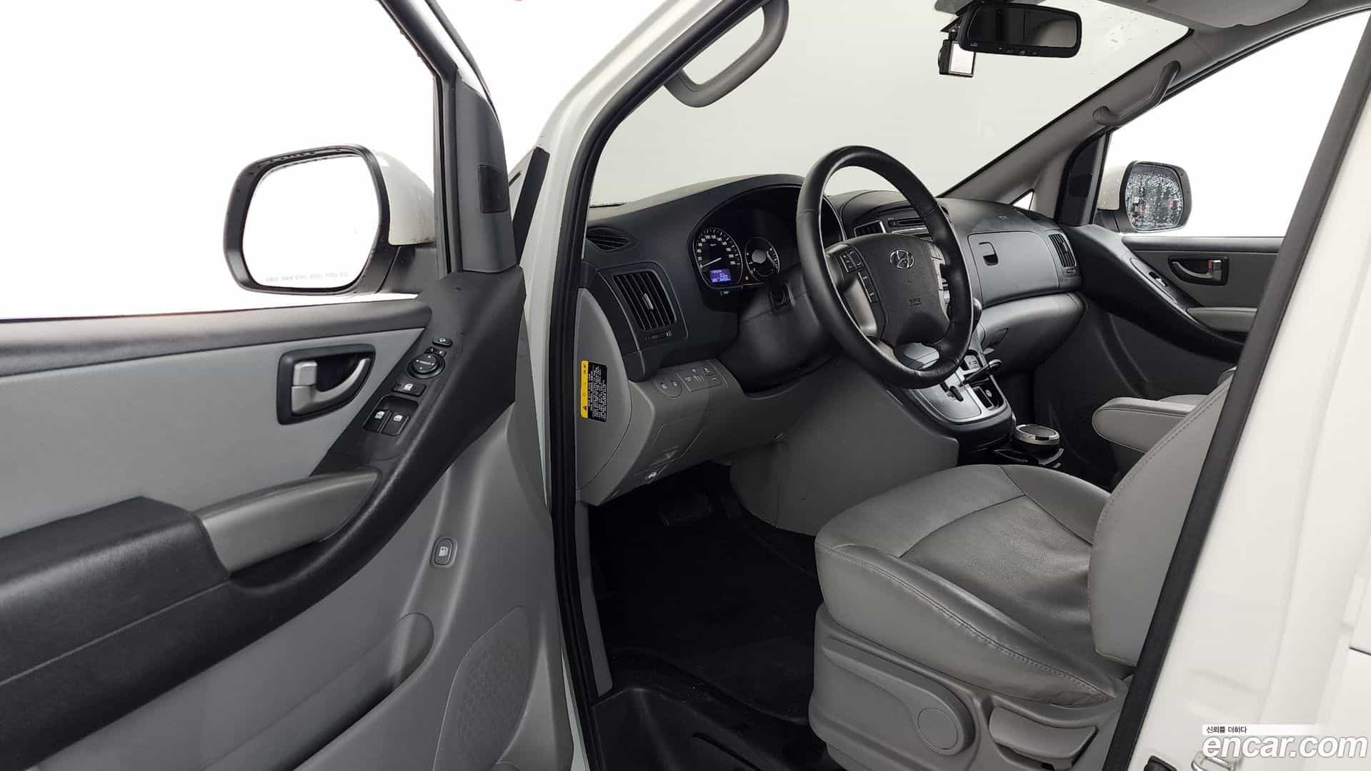Starex Hyundai 2019.7-INNER-010
