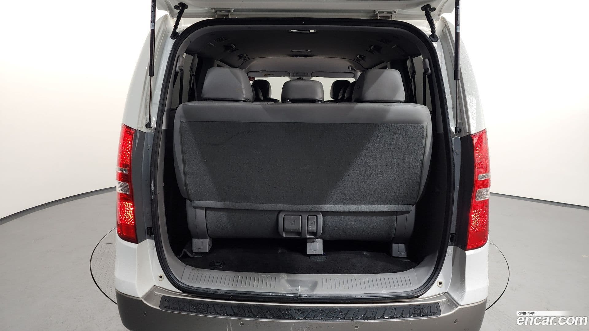 Main__Slider__Photo:Starex Hyundai 2019.7-19