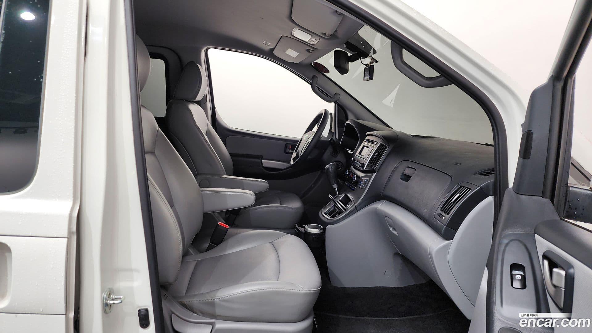Main__Slider__Photo:Starex Hyundai 2019.7-25