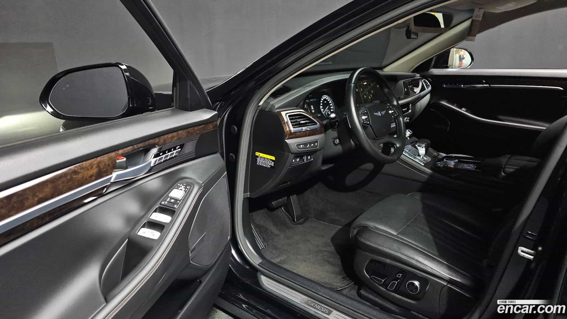 G90 Genesis 2021.10-INNER-010