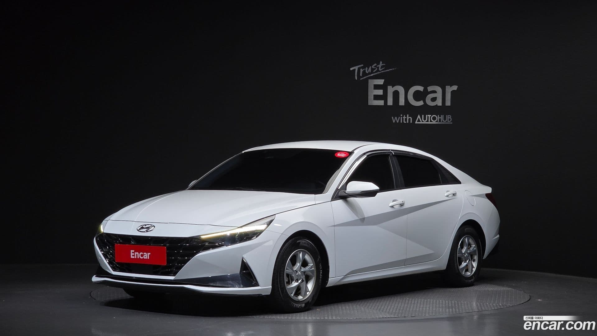 Main__Slider__Photo:AVANTE Hyundai 2021.9-0