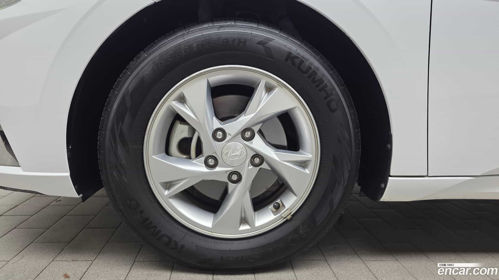 AVANTE Hyundai 2021.9-OUTER-005