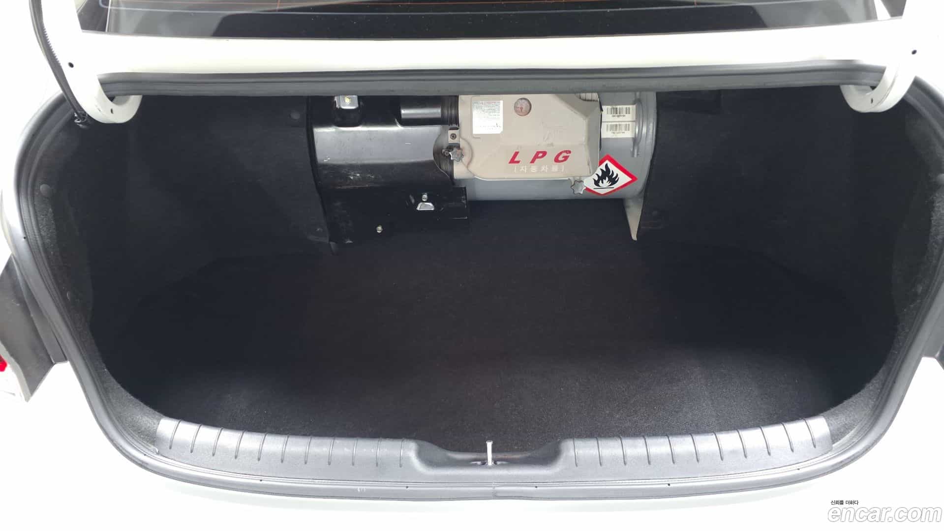 AVANTE Hyundai 2021.9-OPTION-024