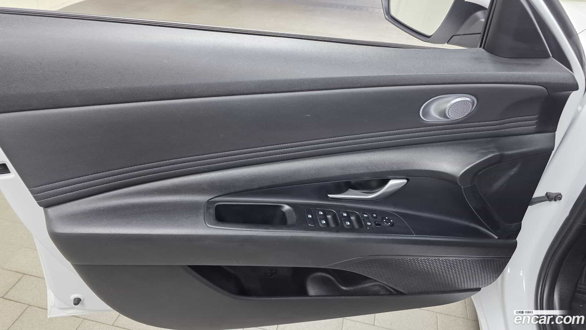 AVANTE Hyundai 2021.9-INNER-034