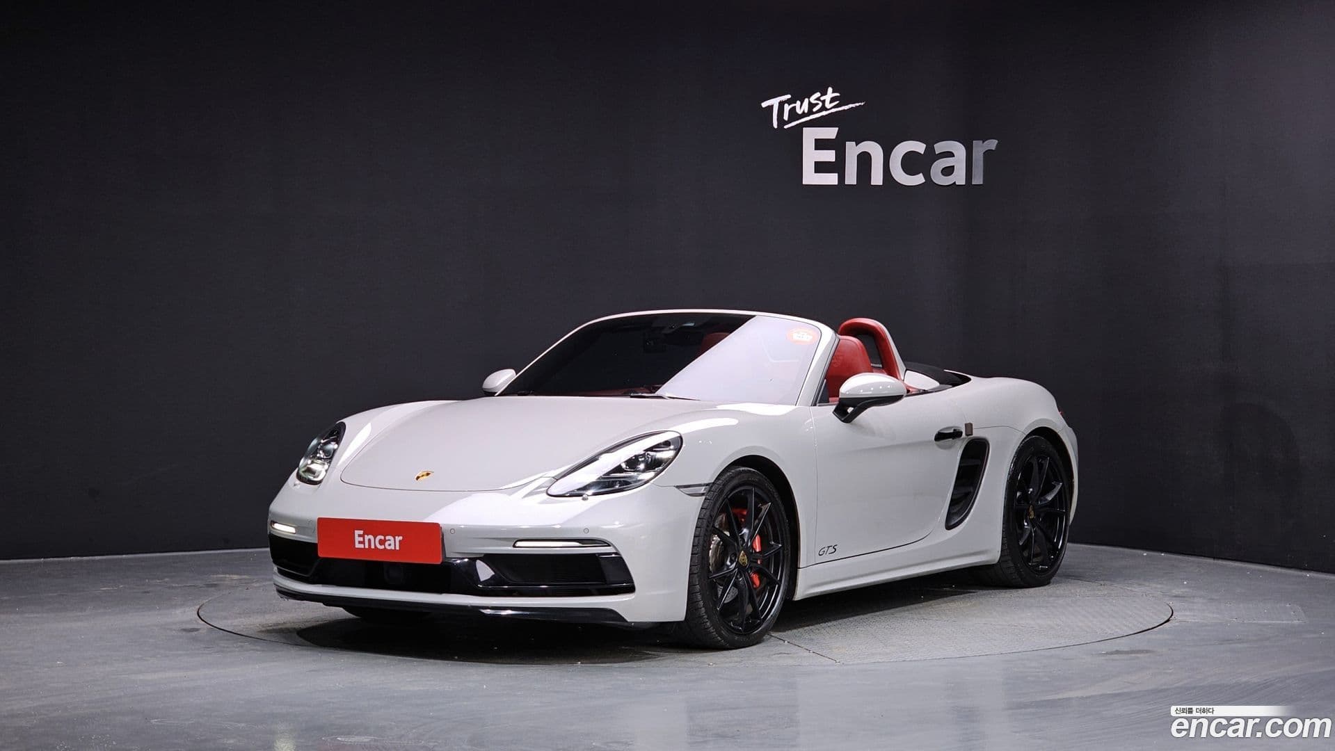 Main__Slider__Photo:718 Porsche 2019.5-0