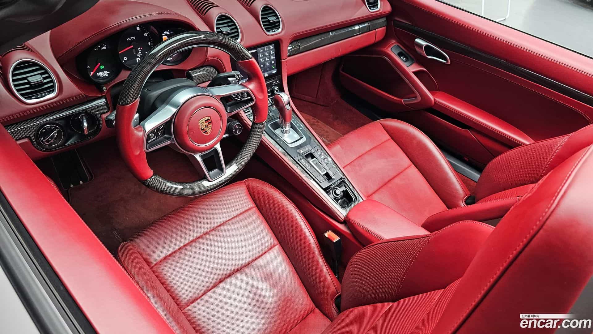 718 Porsche 2019.5-INNER-007