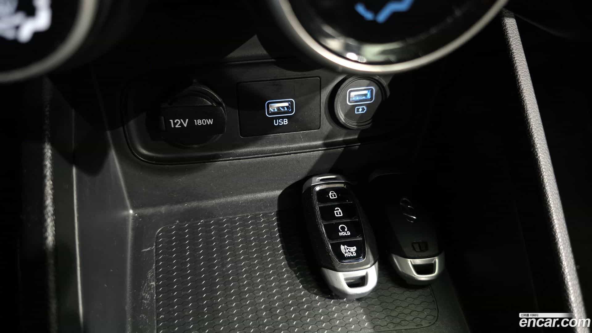 Venue Hyundai 2020.0-OPTION-042