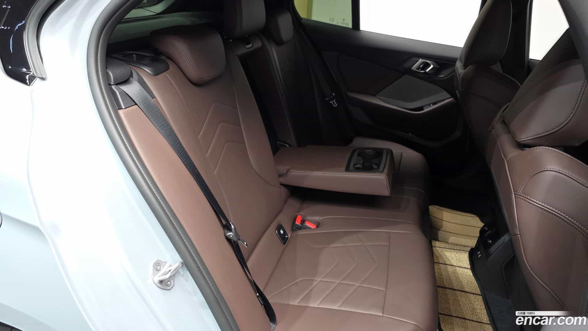 1-Series BMW 2025.6-OPTION-015