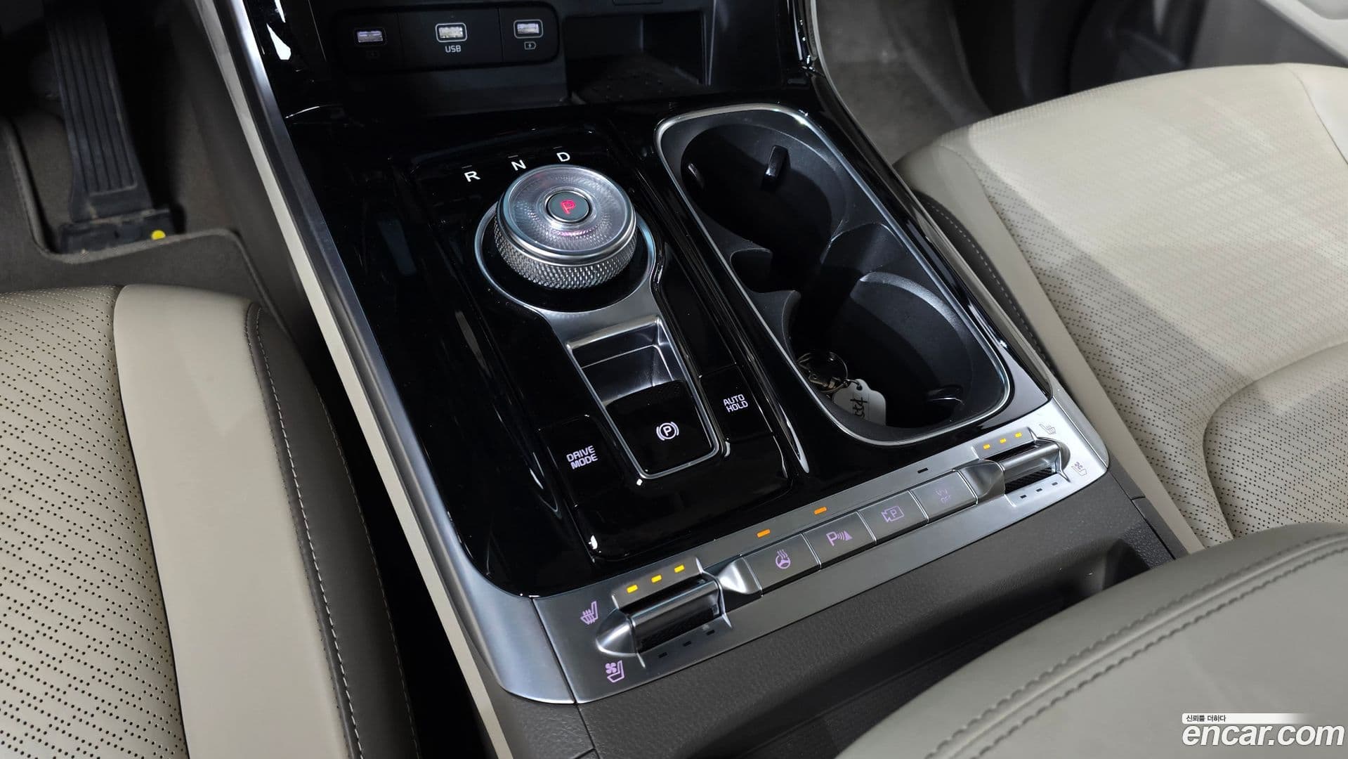 Main__Slider__Photo:Canival Kia 2023.4-8