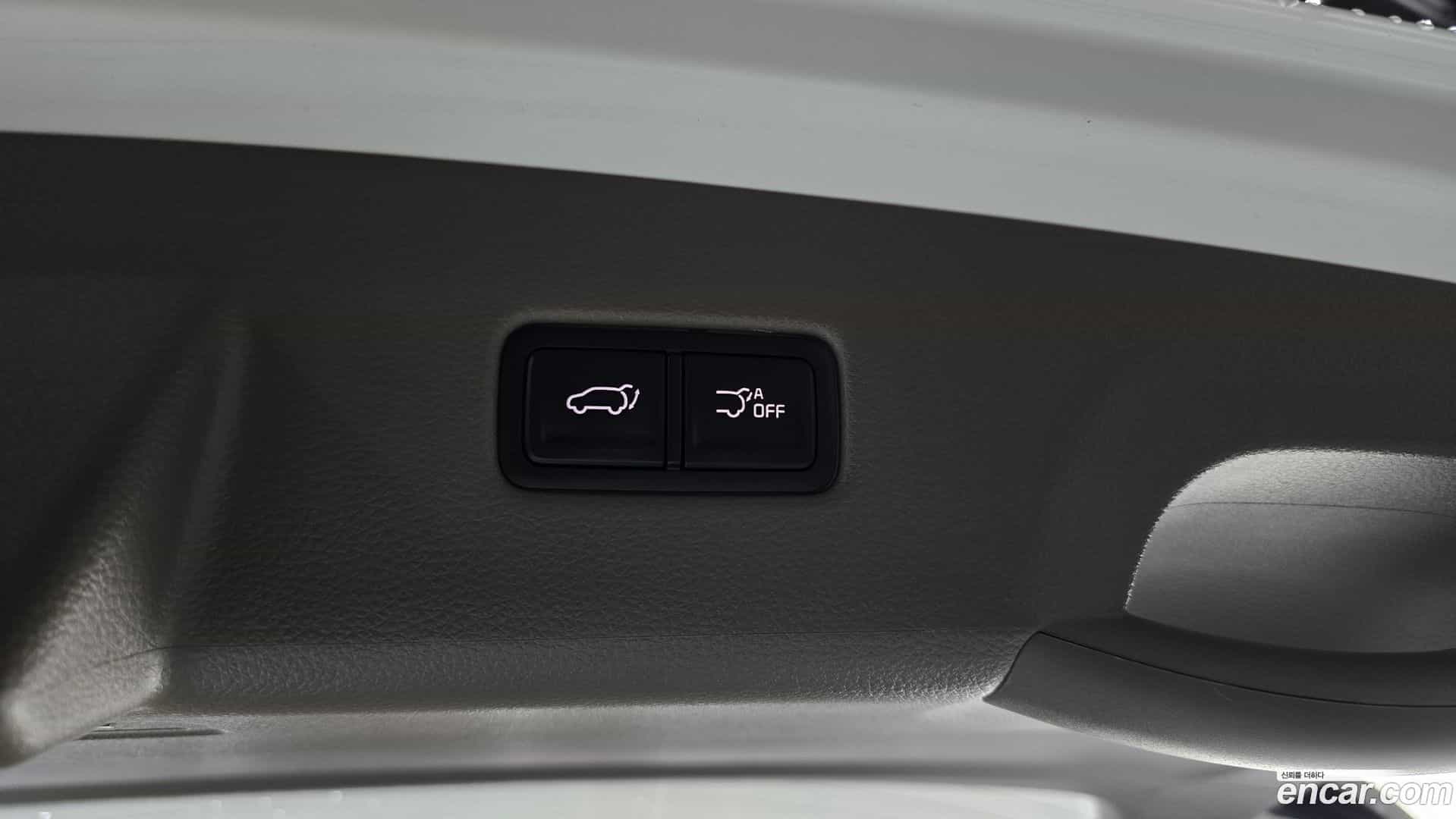 Canival Kia 2023.4-OPTION-046