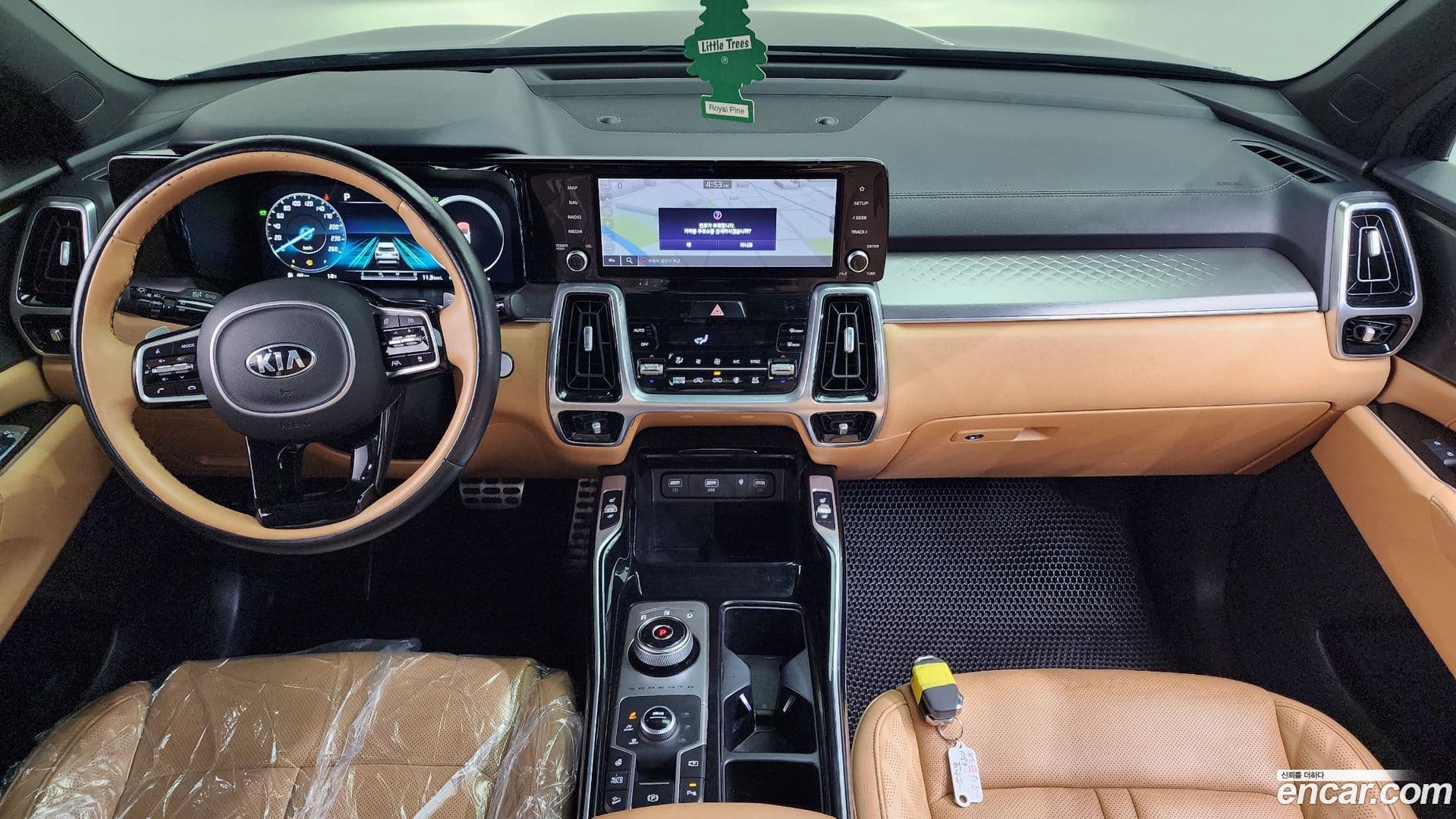 Main__Slider__Photo:Sorento Kia 2021.2-6