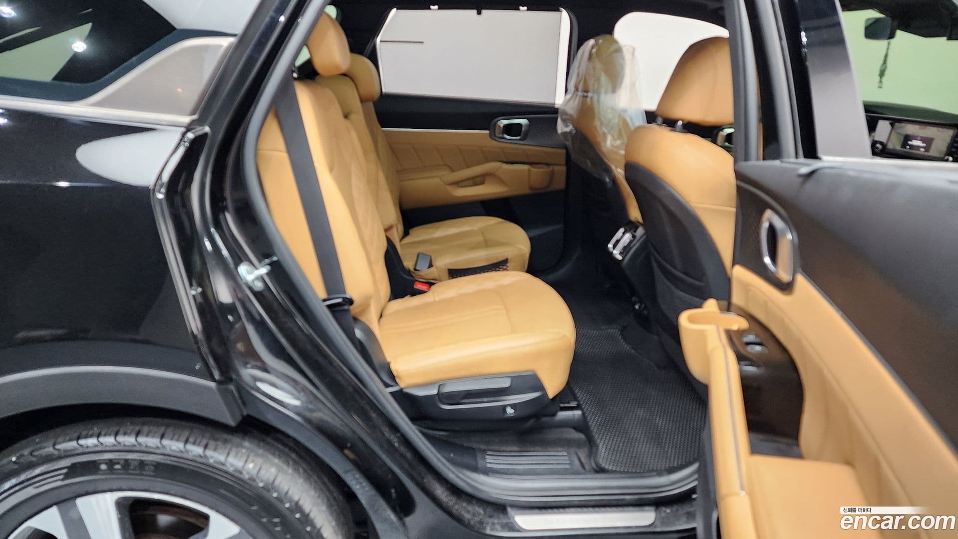 Main__Slider__Photo:Sorento Kia 2021.2-10