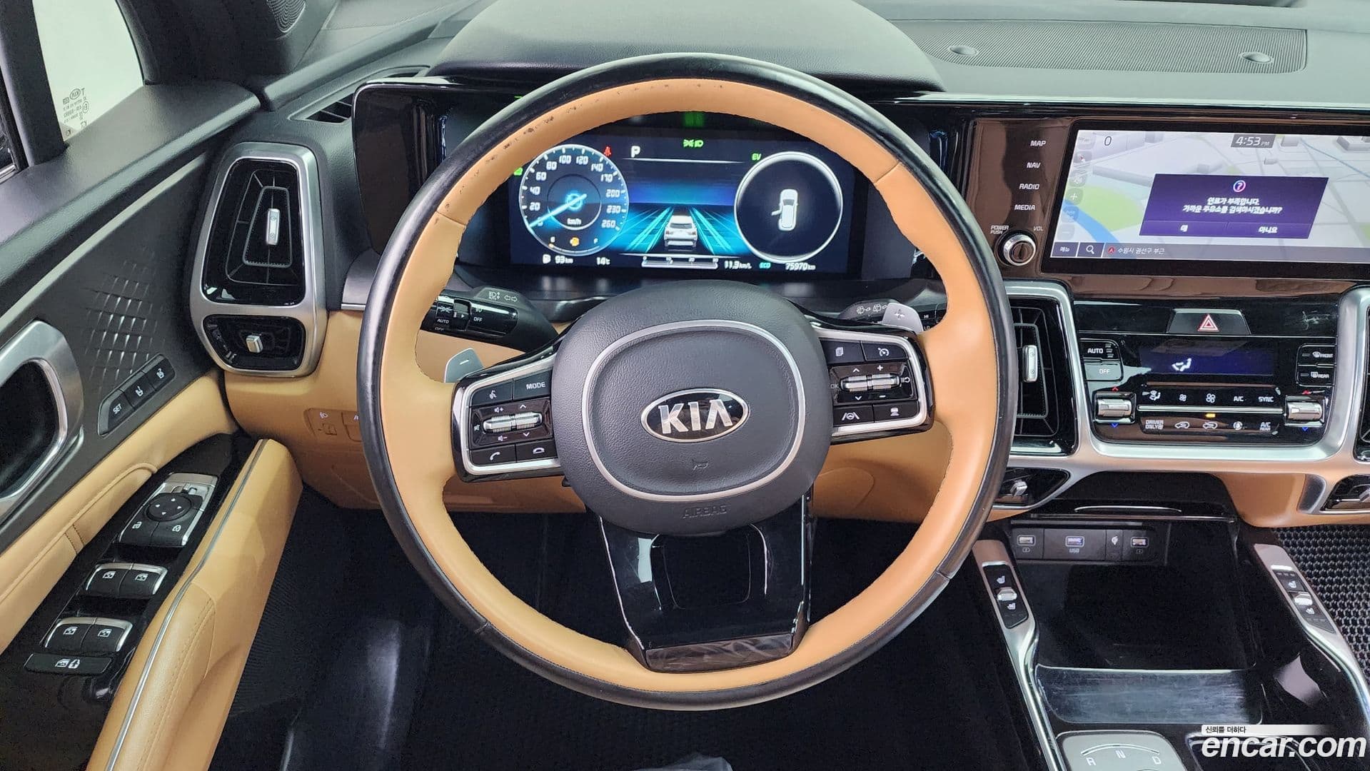 Main__Slider__Photo:Sorento Kia 2021.2-11