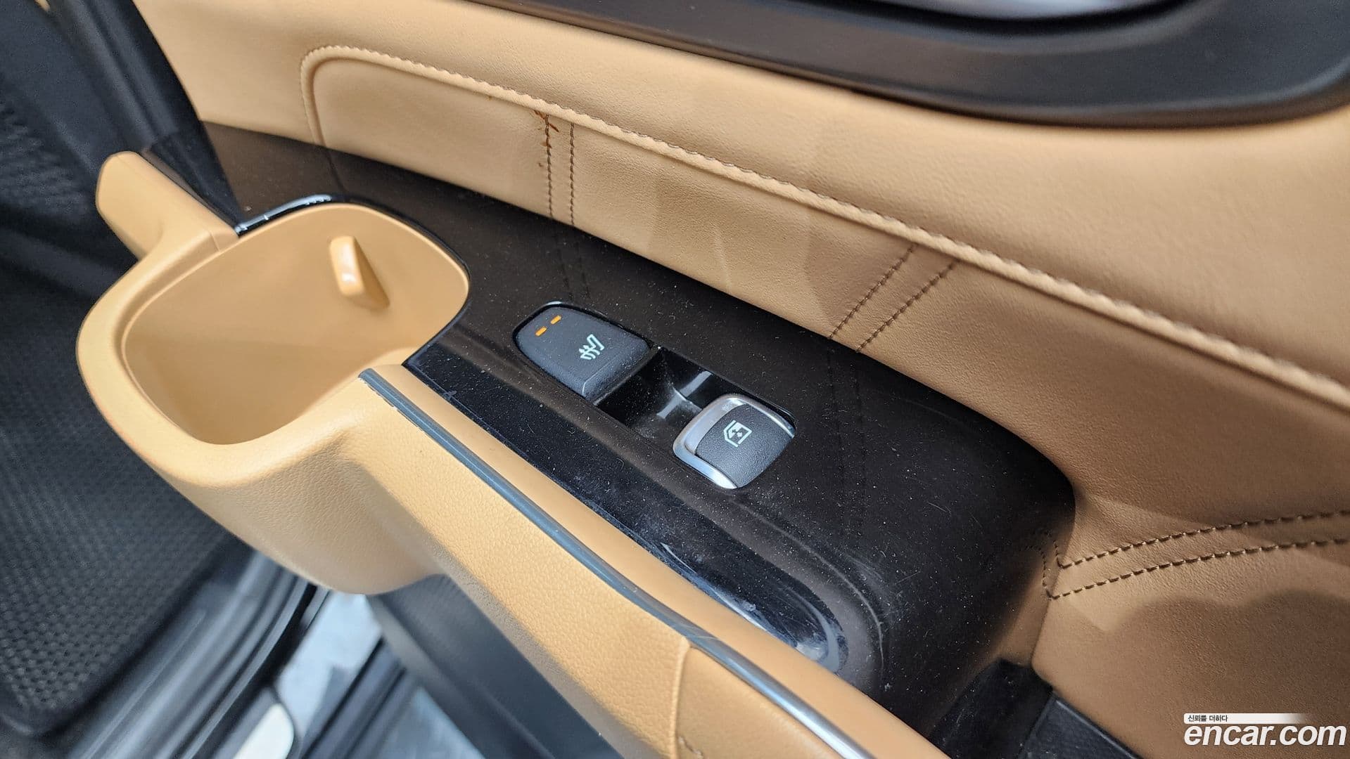 Main__Slider__Photo:Sorento Kia 2021.2-40