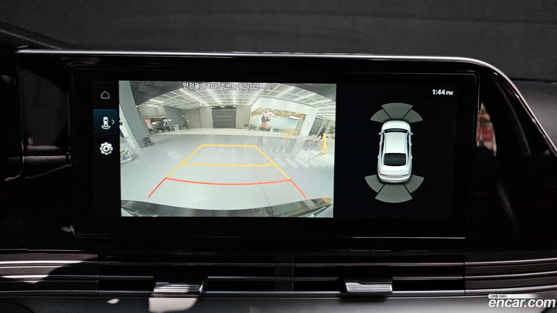 Grandeur Hyundai 2021.1-OPTION-018