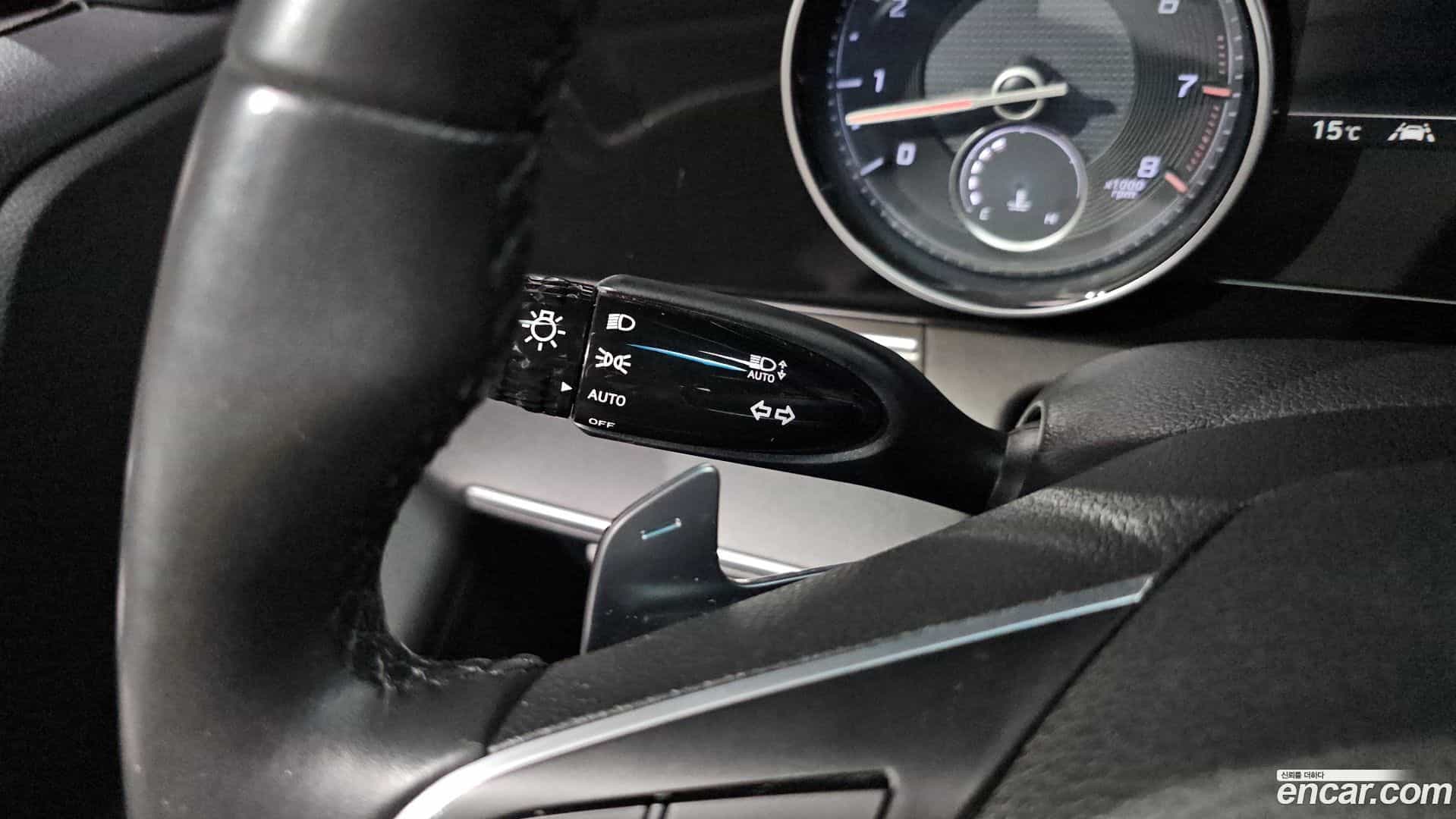 Grandeur Hyundai 2021.1-OPTION-041