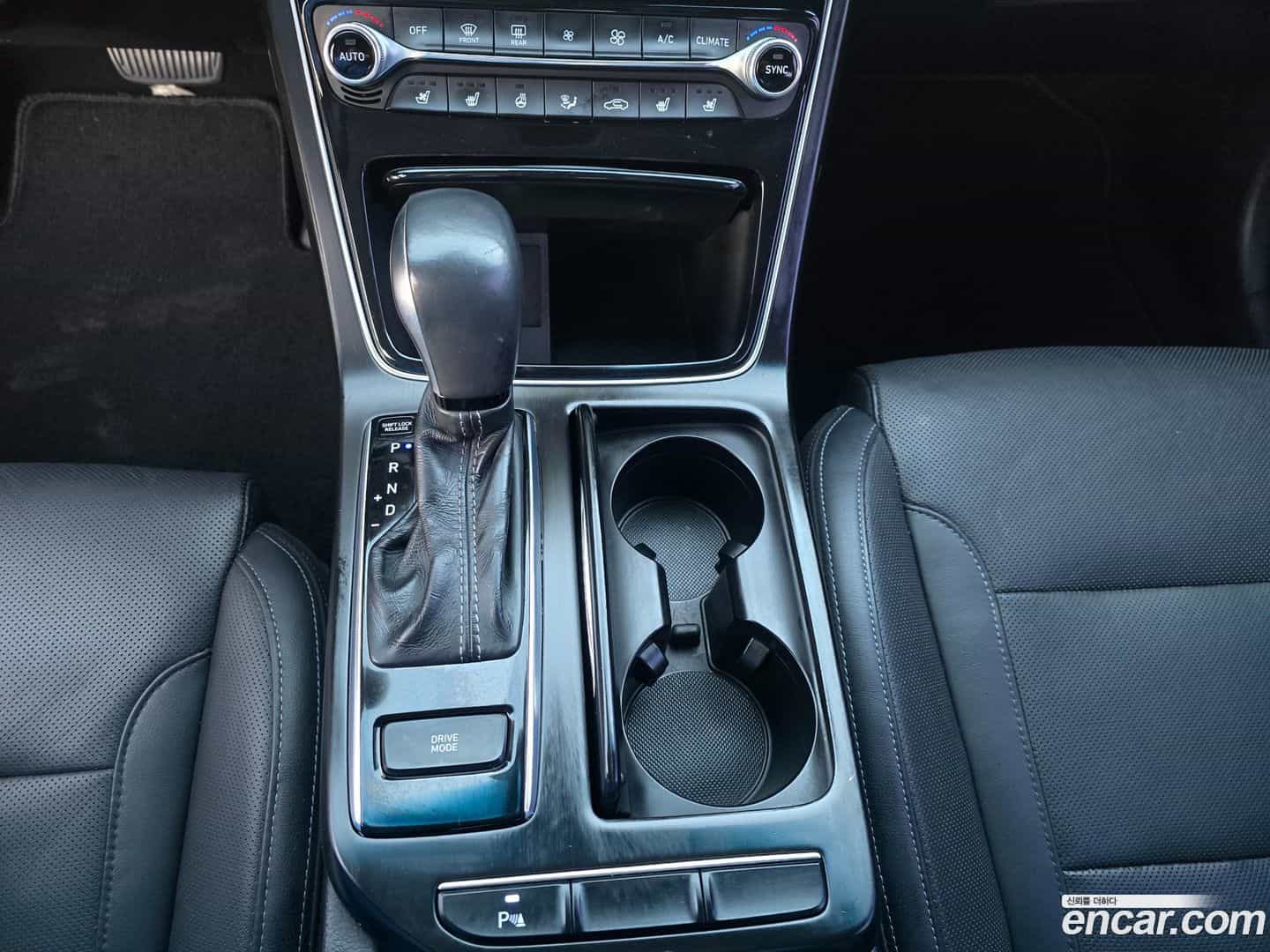 Grandeur Hyundai 2017.3-OPTION-017