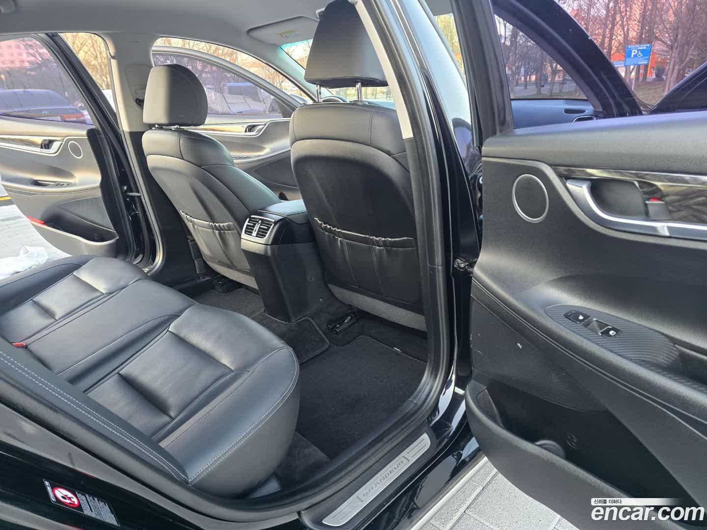 Grandeur Hyundai 2017.3-OPTION-022