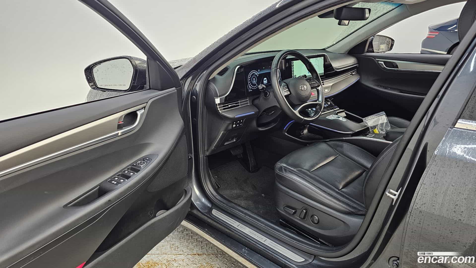 Grandeur Hyundai 2022.10-INNER-010