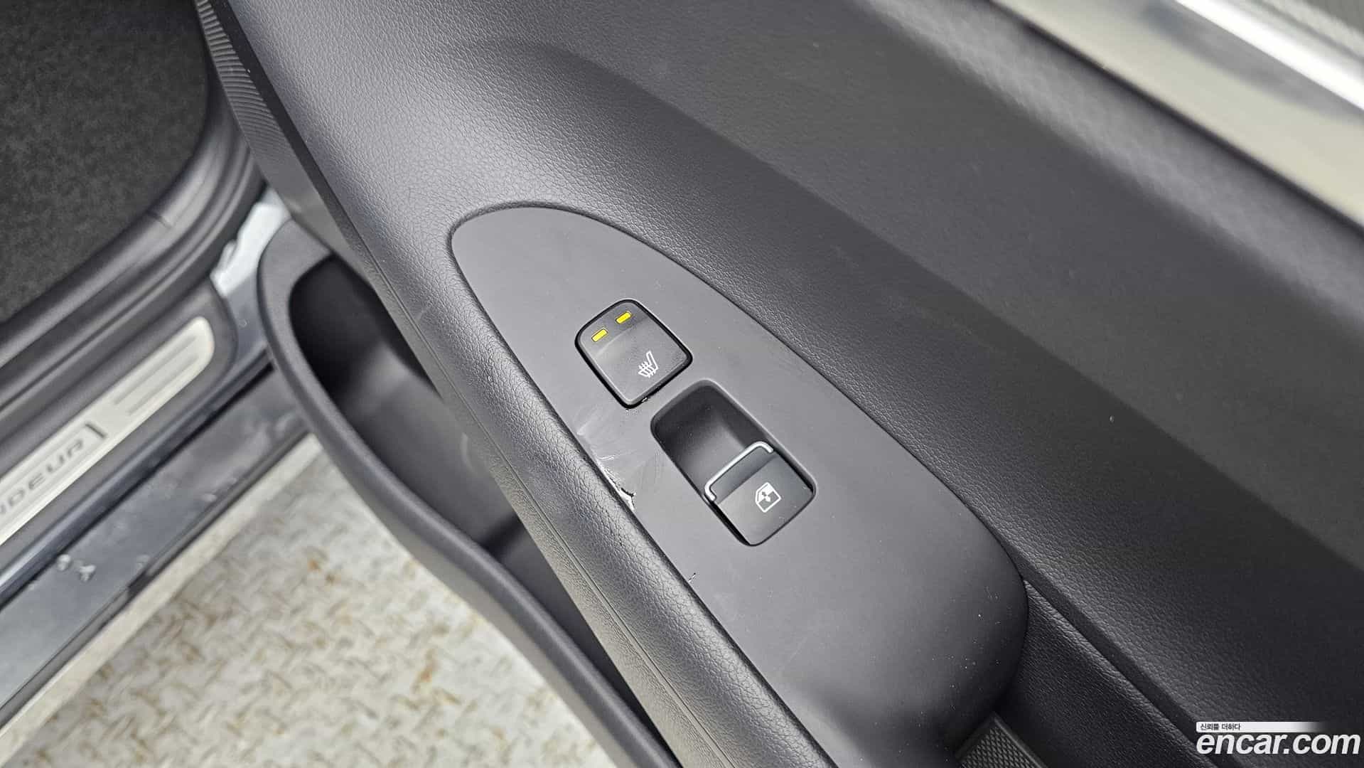 Grandeur Hyundai 2022.10-OPTION-023