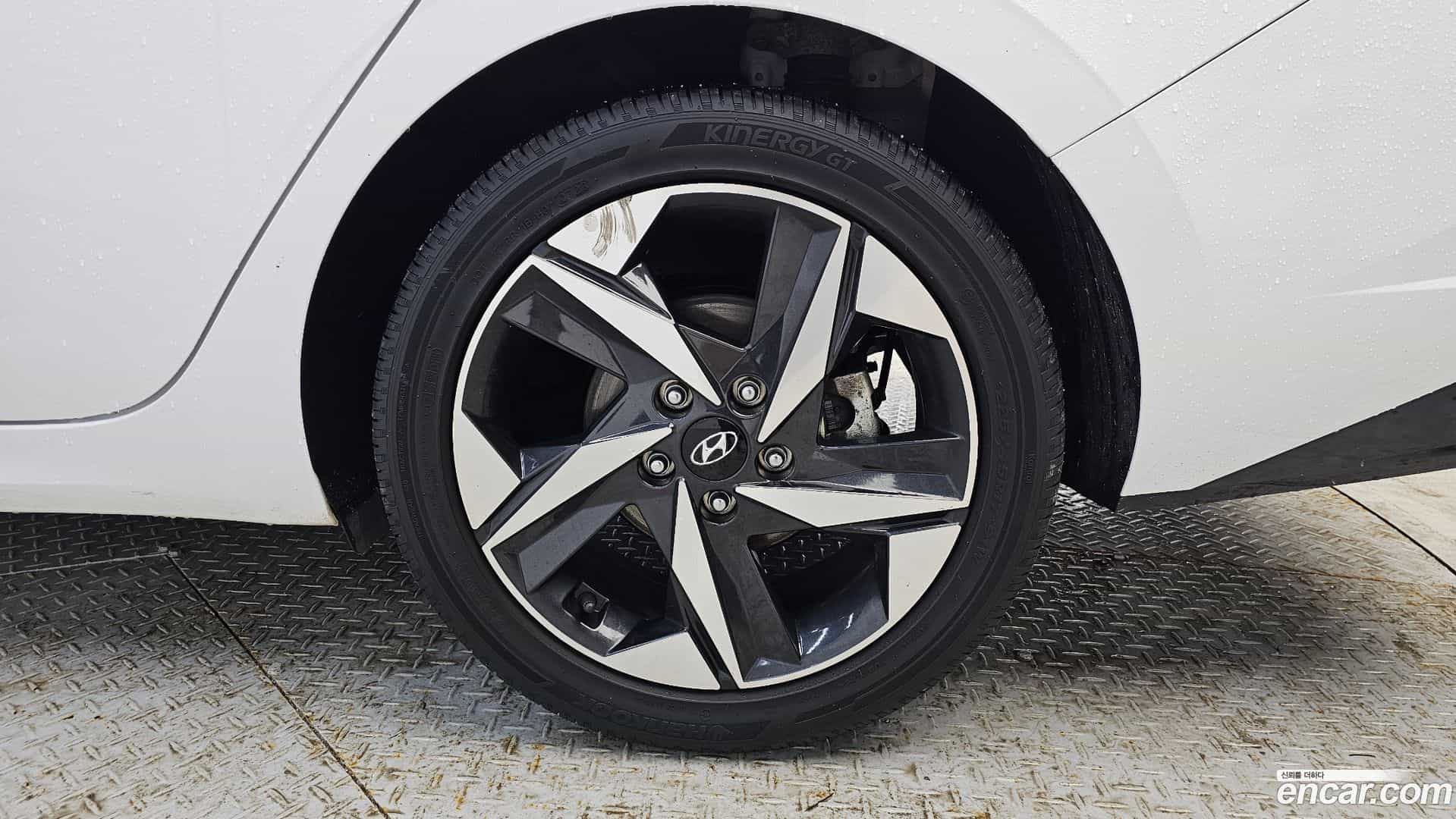 AVANTE Hyundai 2023.2-OUTER-031