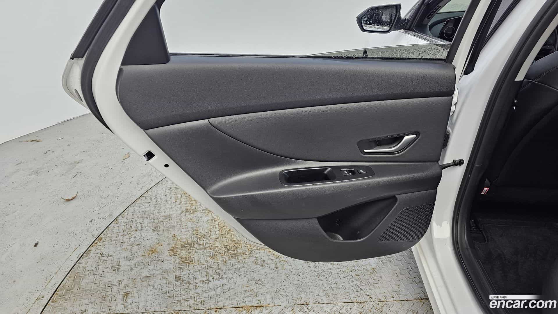 AVANTE Hyundai 2023.2-INNER-035