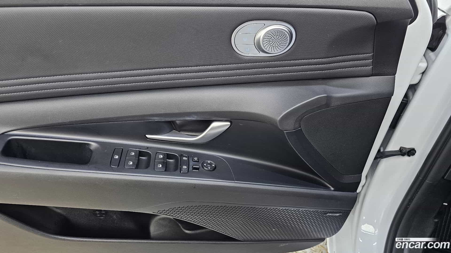 AVANTE Hyundai 2023.2-OPTION-041