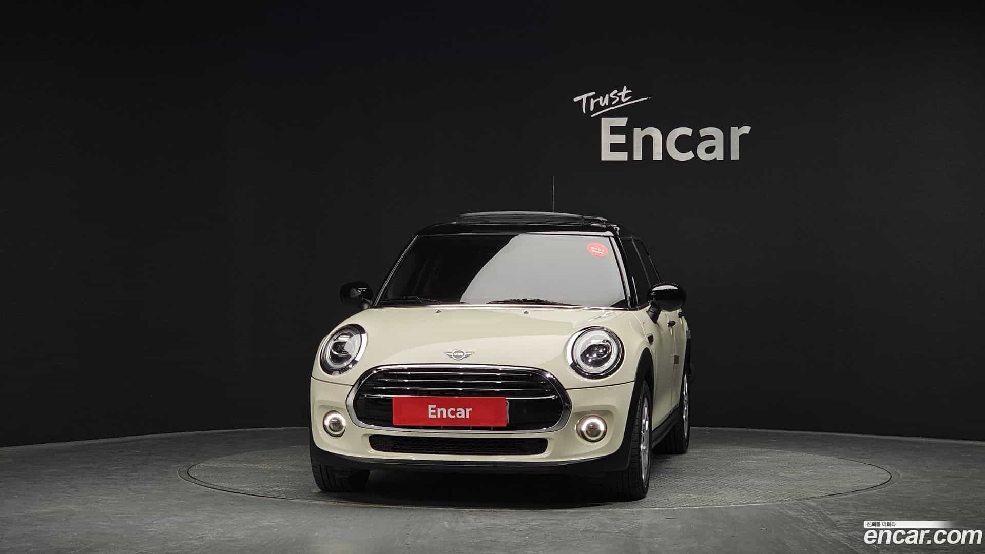 Cooper Mini 2020.1-OUTER-003
