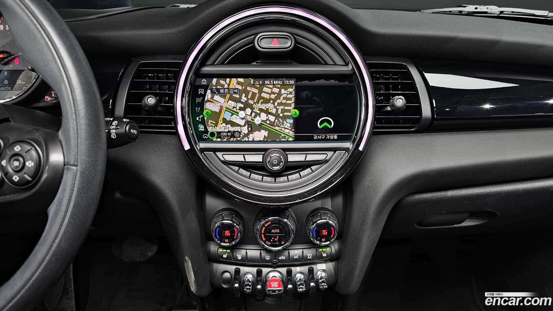 Cooper Mini 2020.1-INNER-010