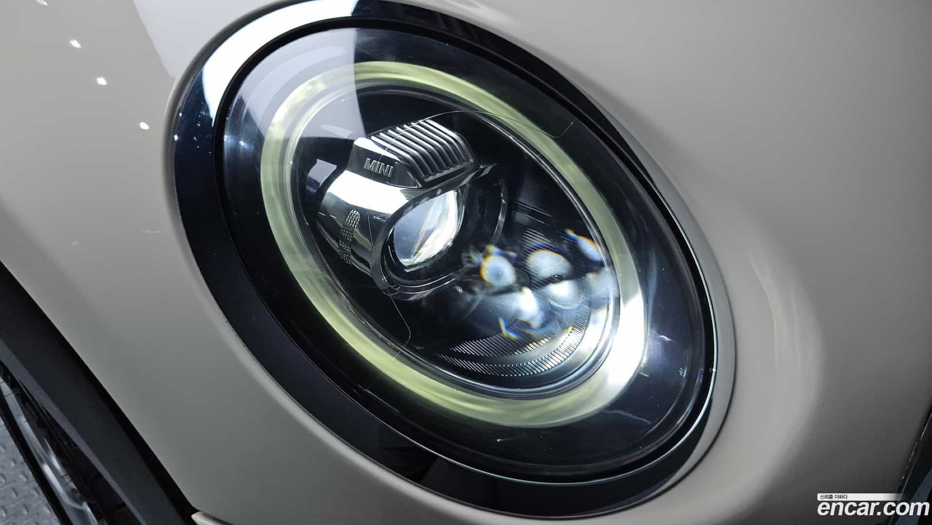 Cooper Mini 2020.1-OUTER-032