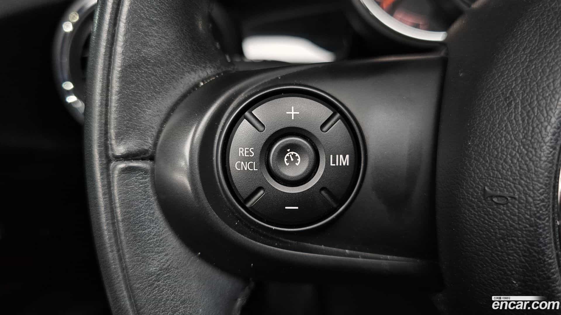 Cooper Mini 2020.1-OPTION-043