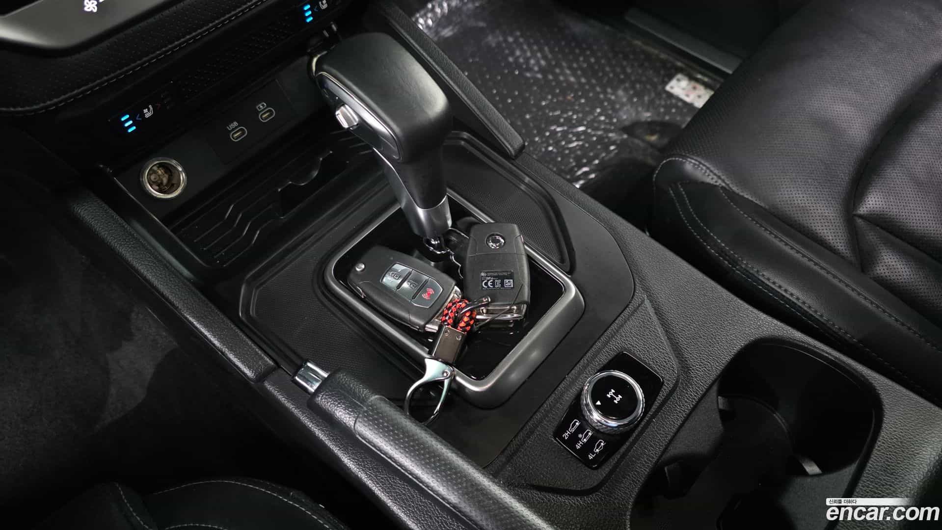 Rexton KG Mobility 2023.11-INNER-009