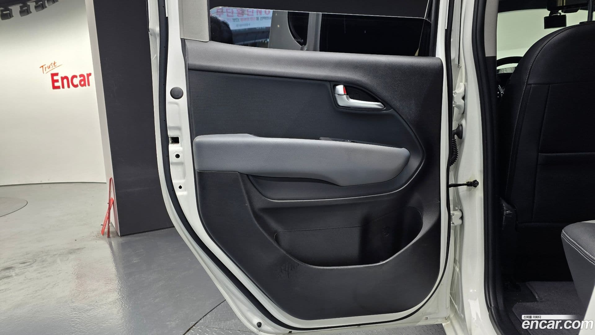 Main__Slider__Photo:RAY Kia 2022.5-24