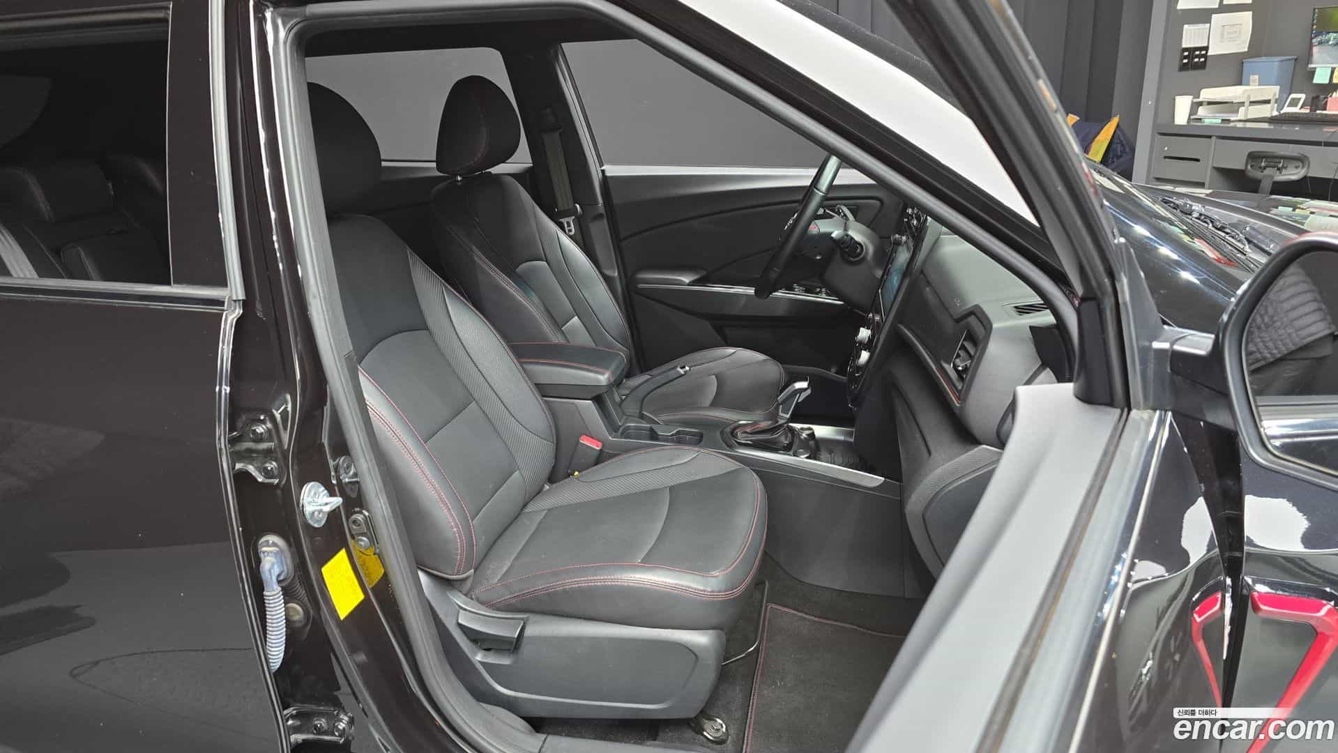 TIBOLI KG Mobility 2022.0-OPTION-016
