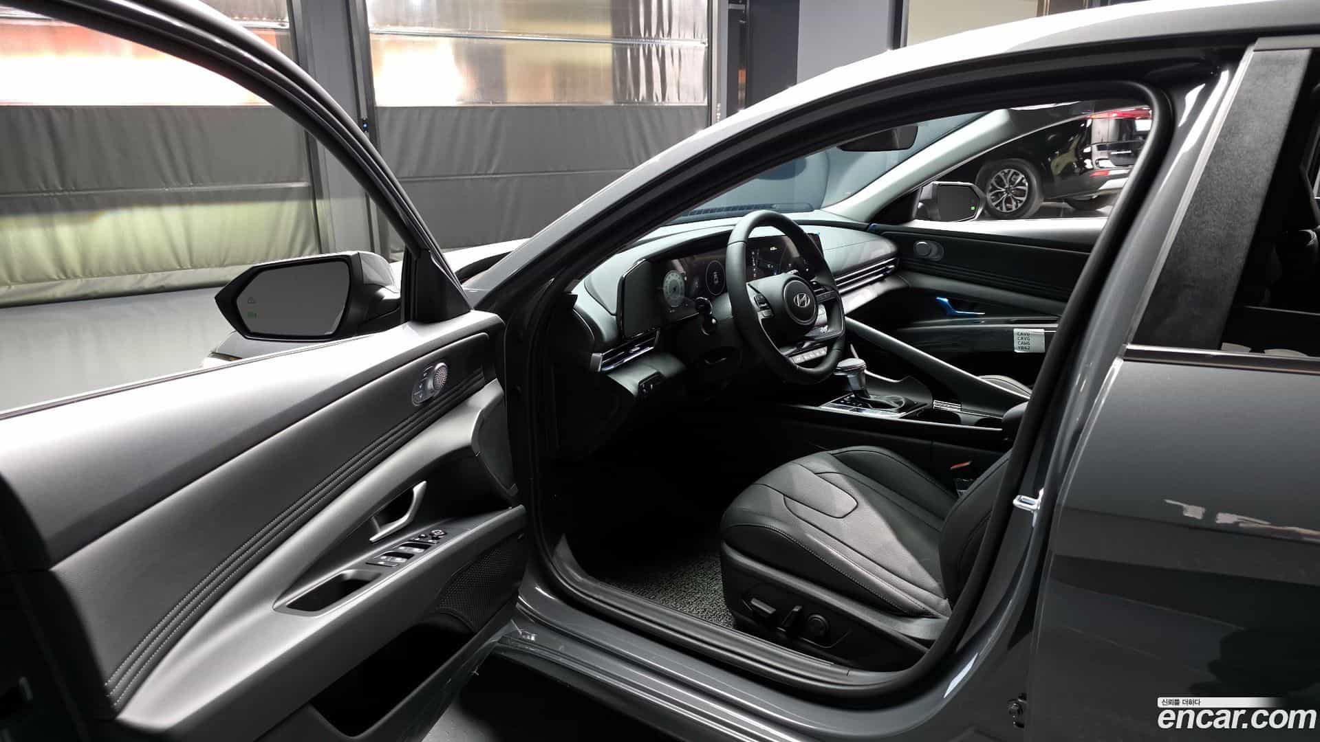 AVANTE Hyundai 2025.6-INNER-010