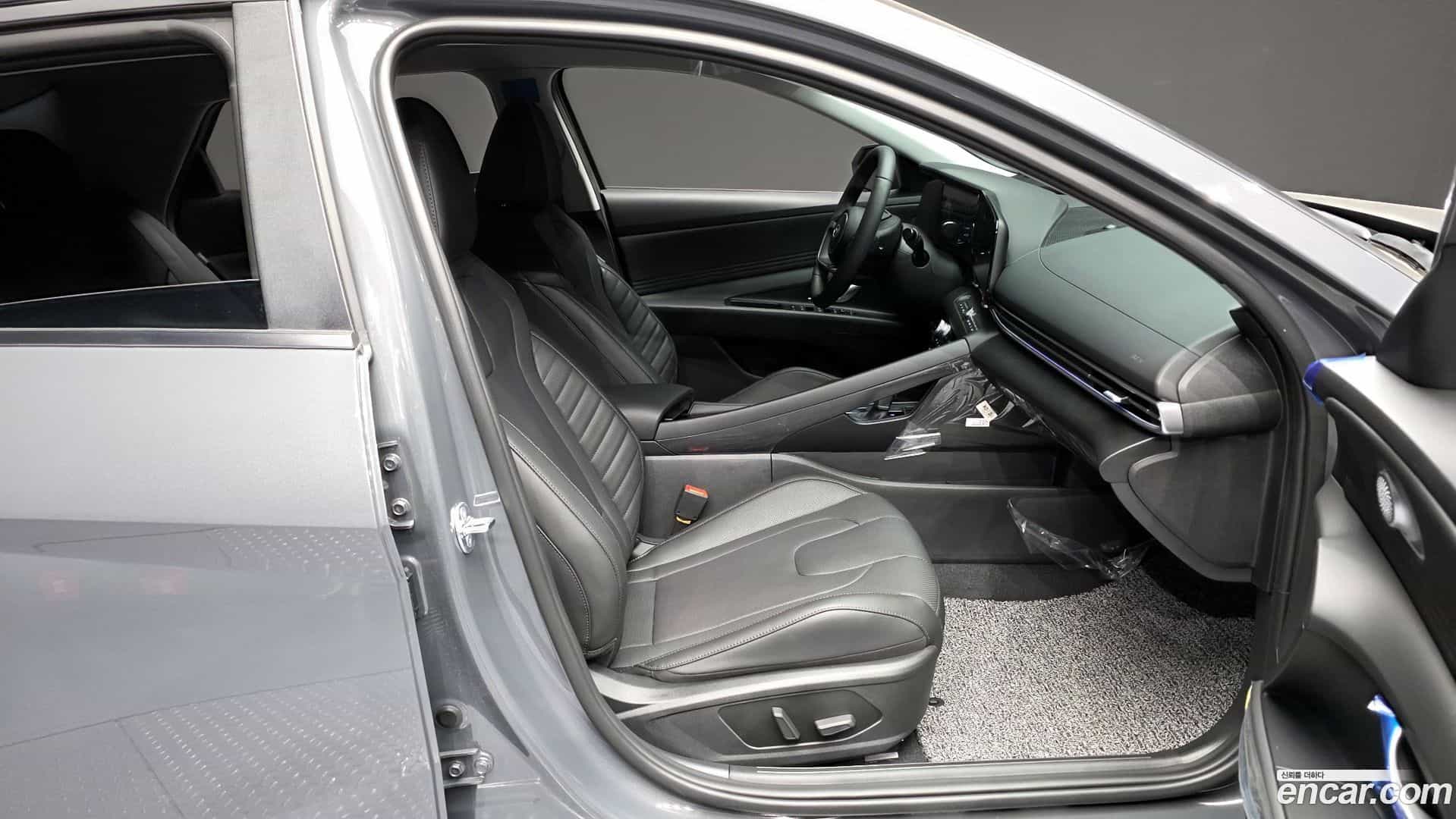 AVANTE Hyundai 2025.6-OPTION-015