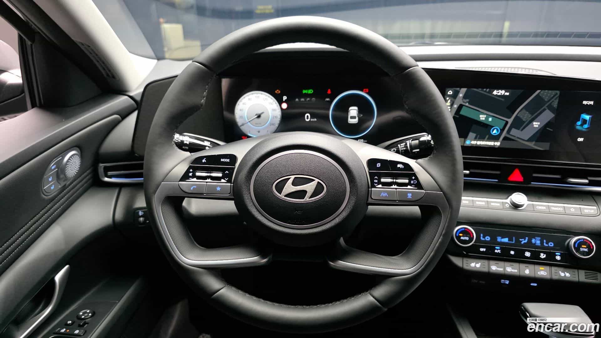 AVANTE Hyundai 2025.6-OPTION-017