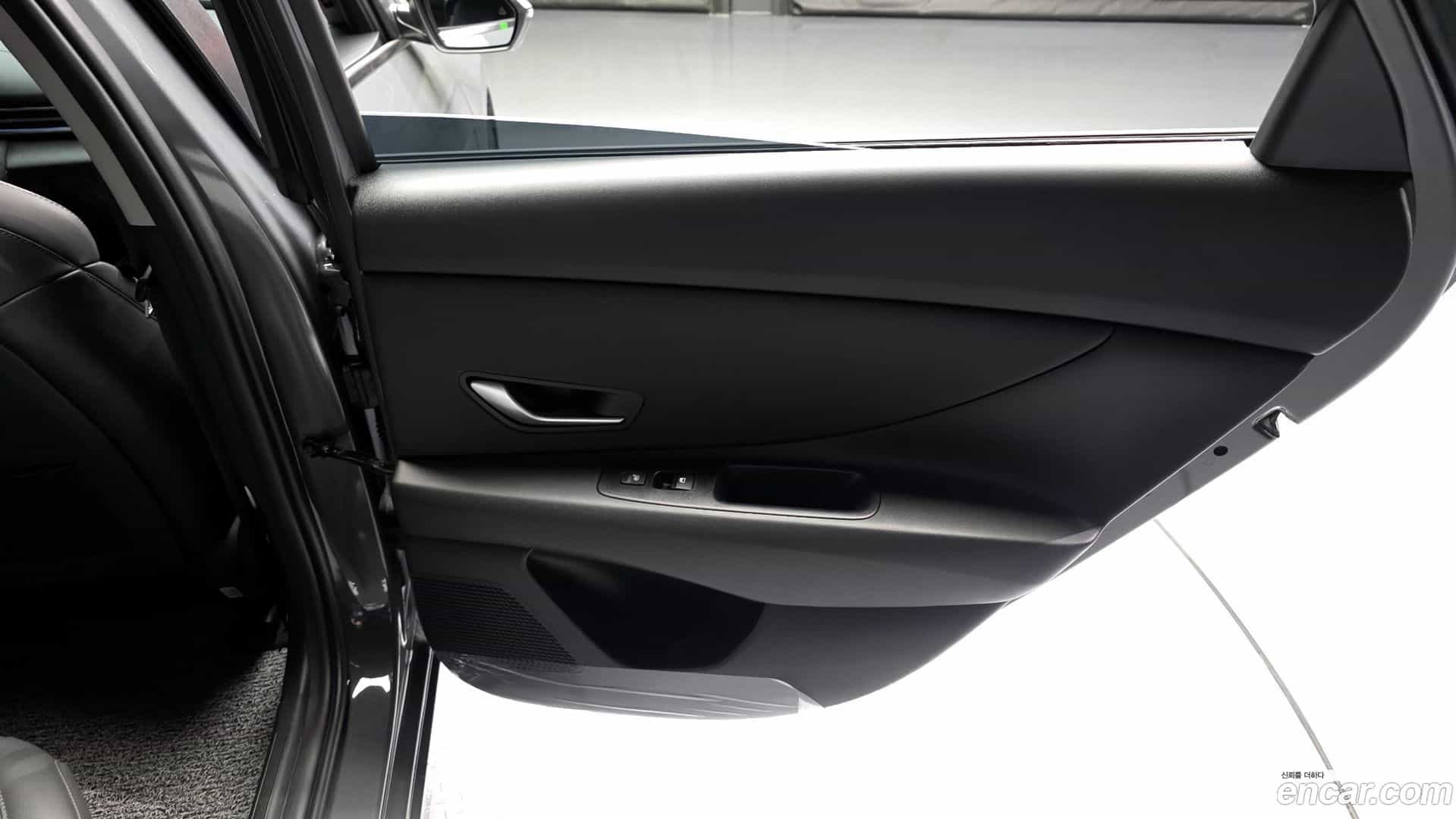 AVANTE Hyundai 2025.6-INNER-035