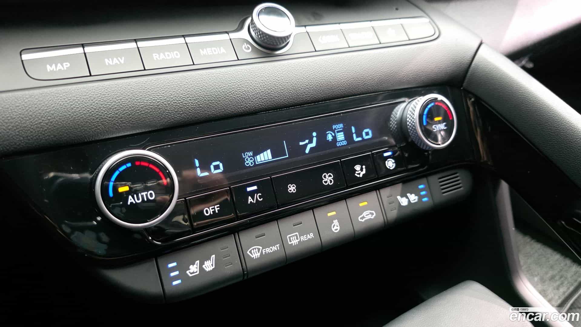 AVANTE Hyundai 2025.6-OPTION-042